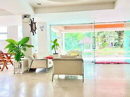 BT Grand Condotel