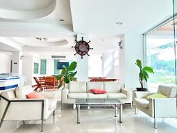 BT Grand Condotel