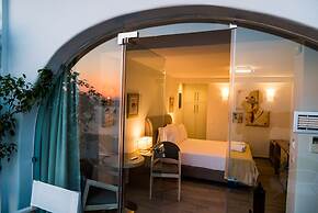 Kratiras View Luxury Suites