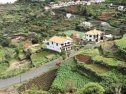 Casa das Laranjeiras