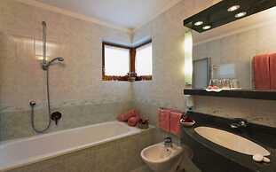 Garni Raetia