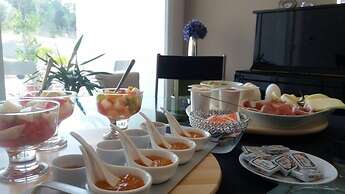 B&B Sorahnia Design House