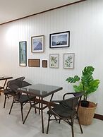 Baan Busarin Hotel