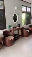 Baan Busarin Hotel
