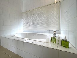Ahman Suite Villa Sumuide