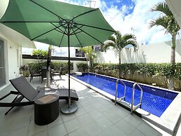 Ahman Suite Villa Sumuide