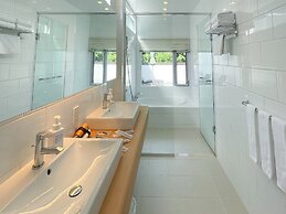 Ahman Suite Villa Sumuide