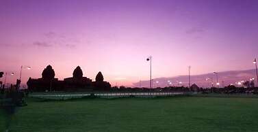 R.M. Mansion Surin