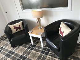 Loch Eyre House