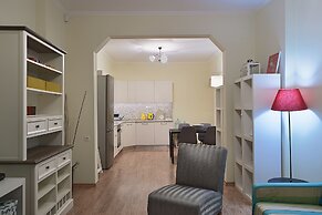 Baratero Red House Apartment