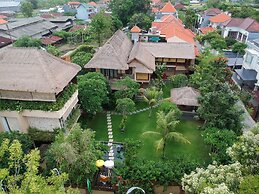 Manzelejepun Villa & Pavilion