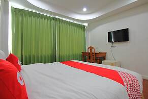 OYO 410 Diamond Boutique Hostel