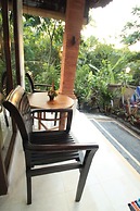 Omah D'Taman Hotel by EPS