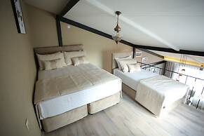 Artist Rooms Suites