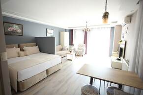 Artist Rooms Suites