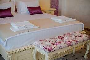 Almar Luxury Hotel