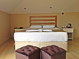 Feza Otel