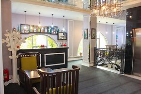 Don-Dar Hotel