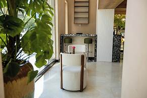 Don-Dar Hotel