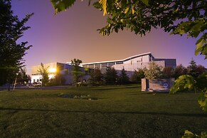 Staybridge Suites Saskatoon - University by IHG
