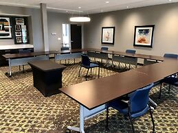Staybridge Suites Saskatoon - University by IHG