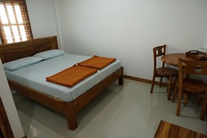 Thongphaphum Place
