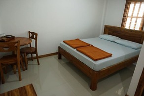 Thongphaphum Place