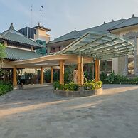 SereS Springs Resort & Spa Singakerta