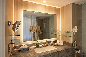 SereS Springs Resort & Spa Singakerta