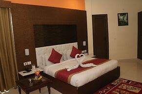 Clarissa Resort