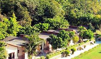 Clarissa Resort