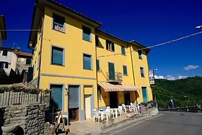 Amelia Hotel
