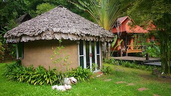Pho Rak Nah Pai Guesthouse
