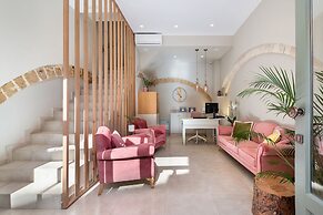 Viaggio Elegant Rooms