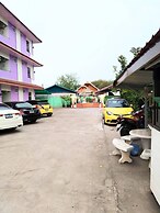 OYO 75399 Choktipparat Place