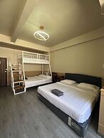 Sandee Room