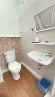 Sandee Room