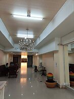 Sandee Room