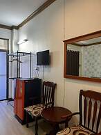Sandee Room