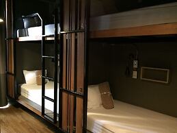 Cloudy Hostel