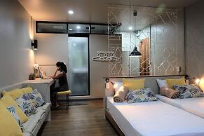 Cloudy Hostel