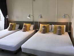 Cloudy Hostel