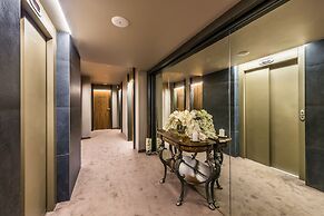 All Seasons Residence Hotel