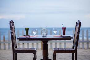 Azure Tides Marari