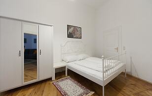 Heart of Vienna Home