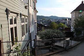 Center Villa