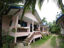 Chaiwat Resort