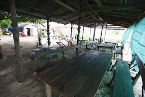 Chaiwat Resort