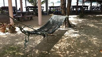 Chaiwat Resort