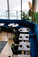 Hotel X Toronto, a Destination by Hyatt Hotel